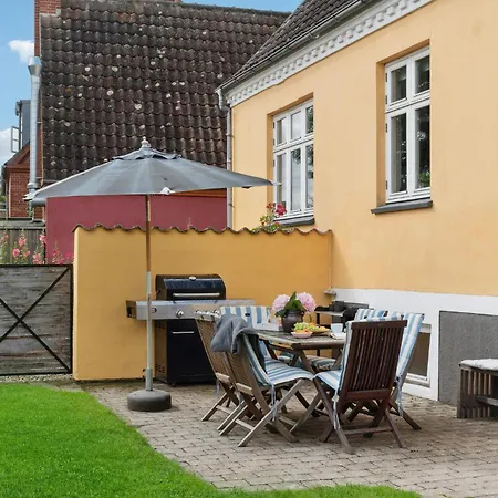 3 Bedroom Lovely In Samso Nordby (Midtjylland)